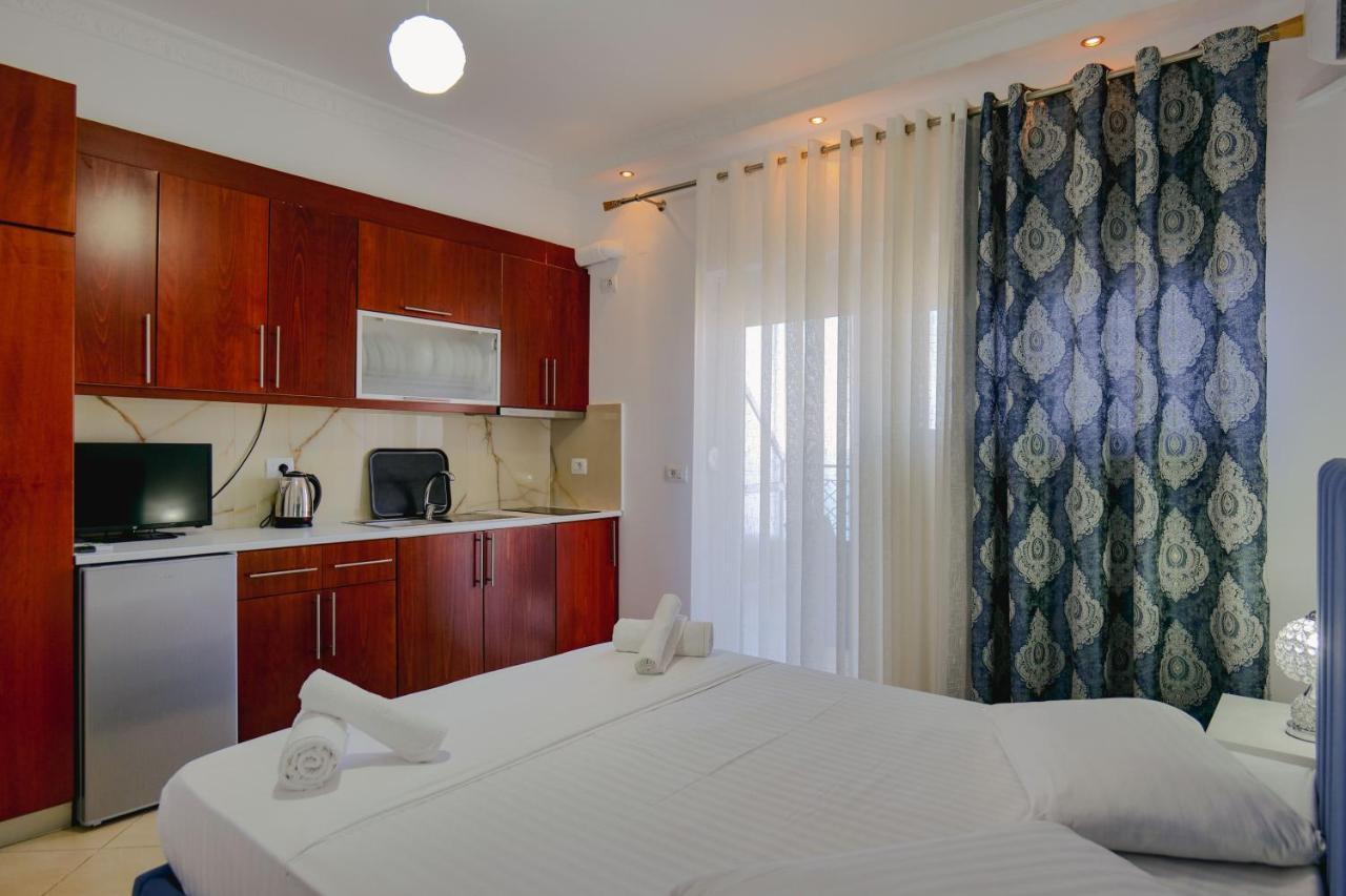 Eleni Guest House ซารานเดอ ภายนอก รูปภาพ