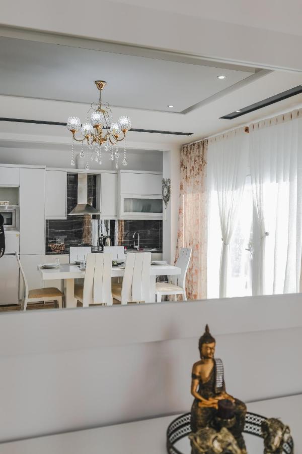 Eleni Guest House ซารานเดอ ภายนอก รูปภาพ