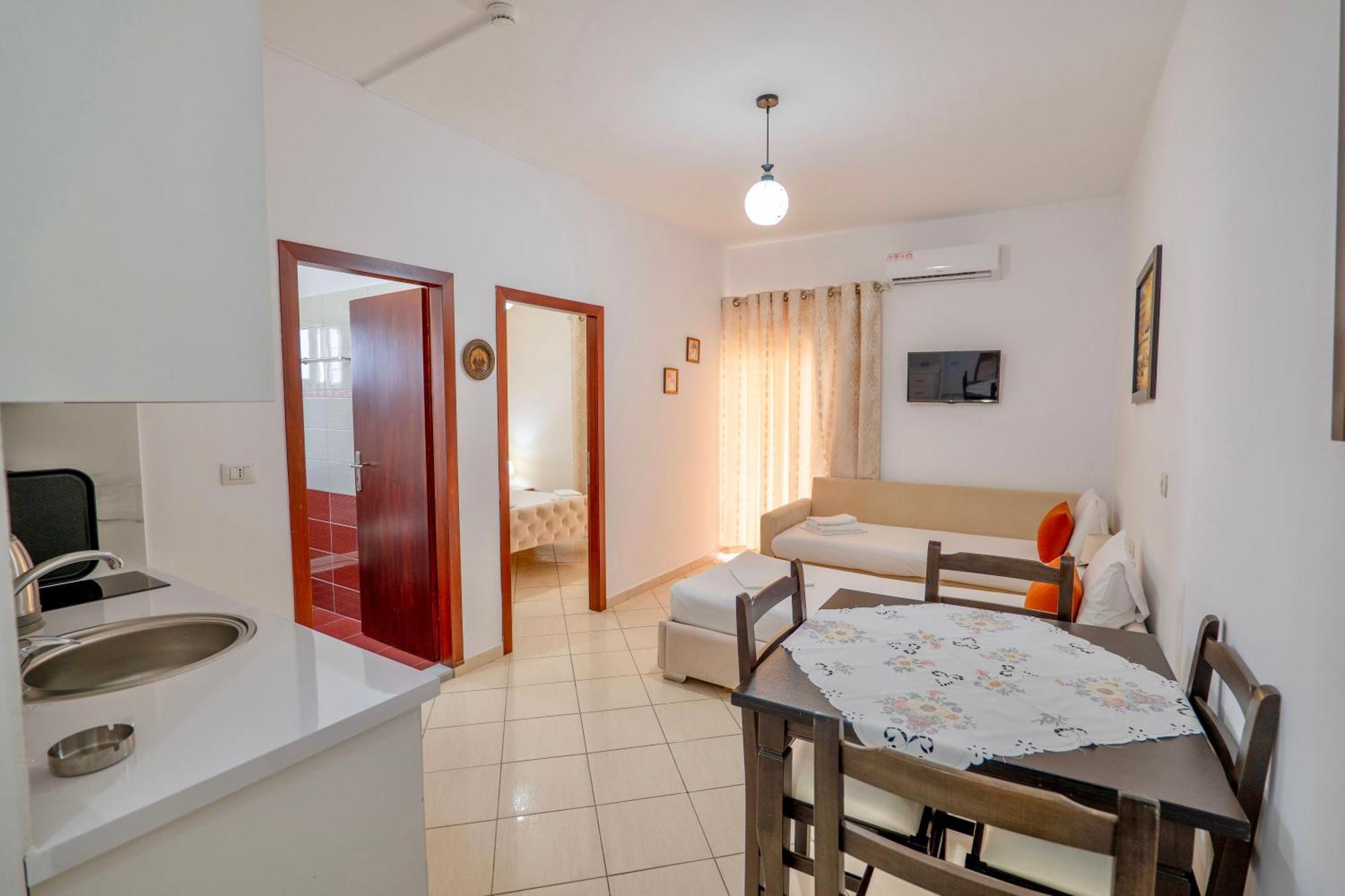 Eleni Guest House ซารานเดอ ภายนอก รูปภาพ