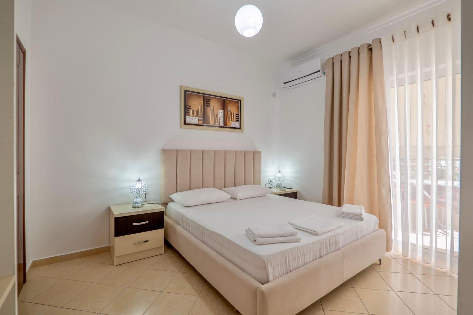 Eleni Guest House ซารานเดอ ภายนอก รูปภาพ